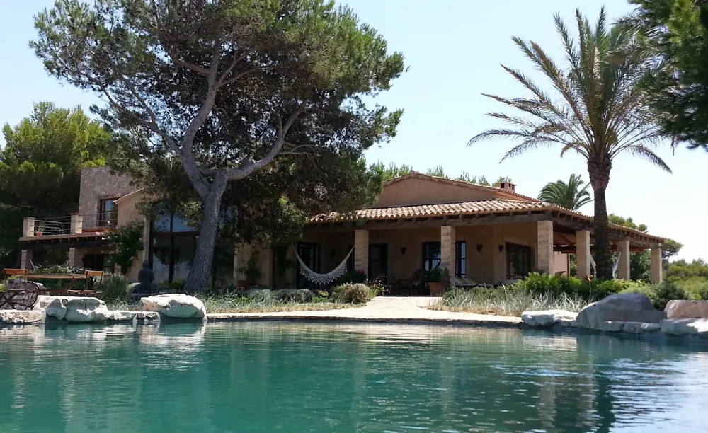 Finca with pool in Son Serra, a completed Palmer & Partners project